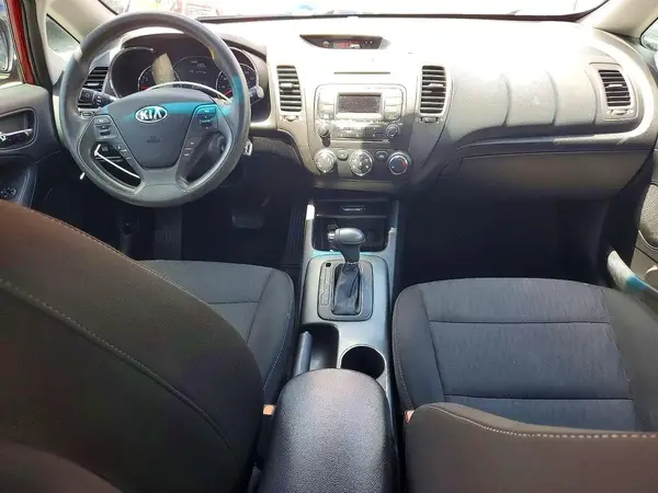 KNAFK4A66G5614009 2016 KIA FORTE - Image 8
