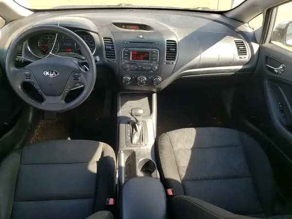KNAFK4A66G5615354 2016 KIA FORTE - Image 8