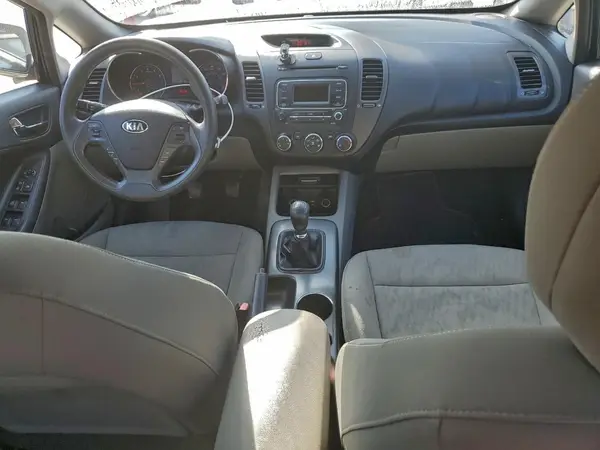 KNAFK4A66G5616066 2016 KIA FORTE - Image 8