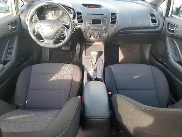 KNAFK4A66G5616567 2016 KIA FORTE - Image 8