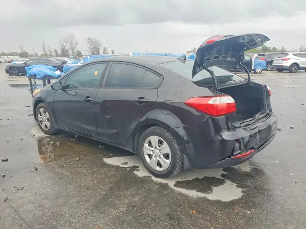 KNAFK4A66G5616701 2016 KIA FORTE - Image 2