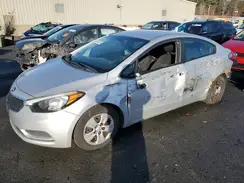 KNAFK4A66G5616777 2016 KIA FORTE