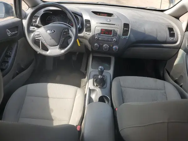 KNAFK4A66G5618996 2016 KIA FORTE - Image 8