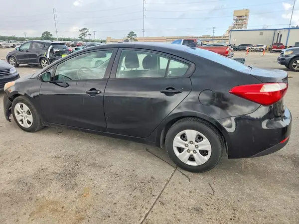 KNAFK4A67G5438751 2016 KIA FORTE - Image 2