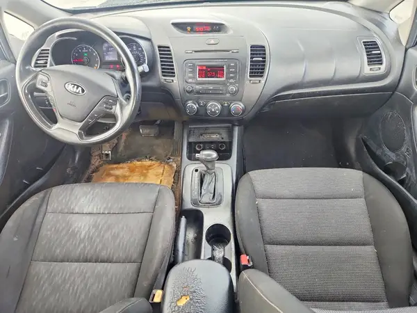 KNAFK4A67G5438751 2016 KIA FORTE - Image 8