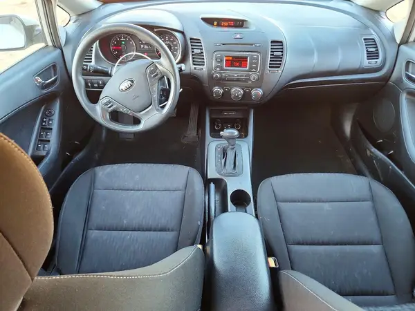 KNAFK4A67G5442847 2016 KIA FORTE - Image 8