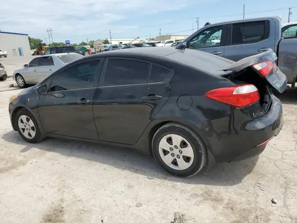 KNAFK4A67G5445926 2016 KIA FORTE - Image 2