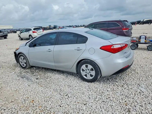KNAFK4A67G5466209 2016 KIA FORTE - Image 2