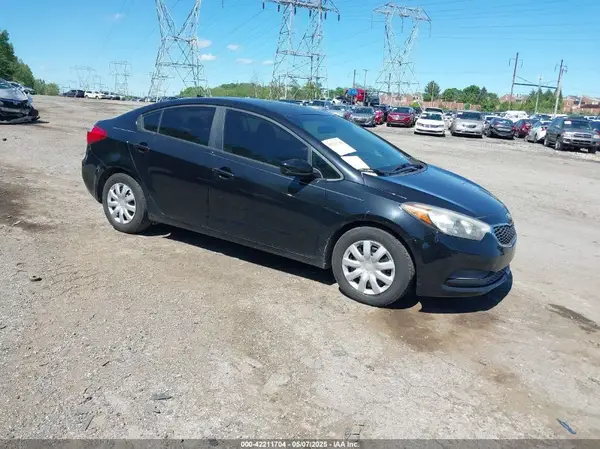 KNAFK4A67G5467716 2016 KIA FORTE - Image 1