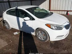 KNAFK4A67G5469126 2016 KIA FORTE