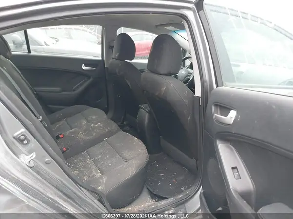 KNAFK4A67G5472429 2016 KIA FORTE - Image 8