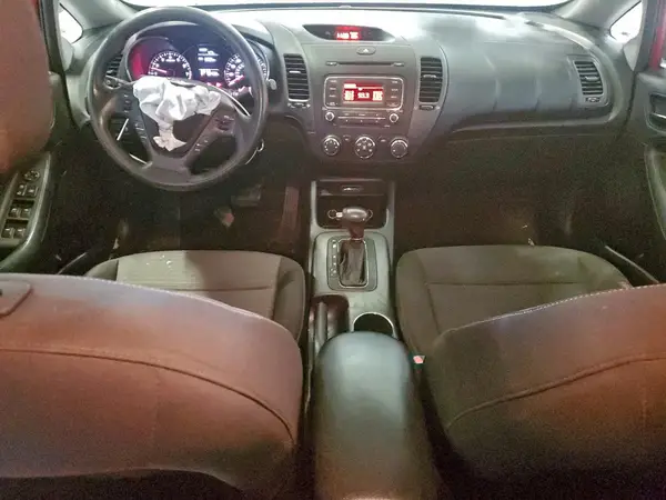 KNAFK4A67G5476478 2016 KIA FORTE - Image 8