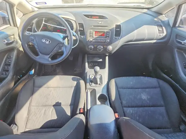 KNAFK4A67G5478103 2016 KIA FORTE - Image 8