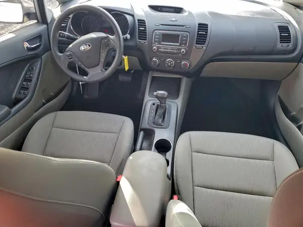 KNAFK4A67G5481437 2016 KIA FORTE - Image 8