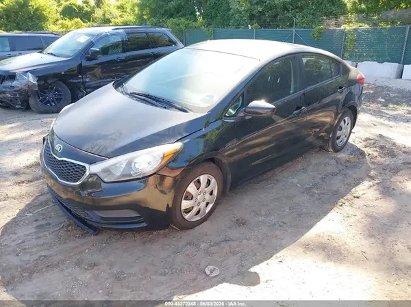 KNAFK4A67G5485875 2016 KIA FORTE - Image 2