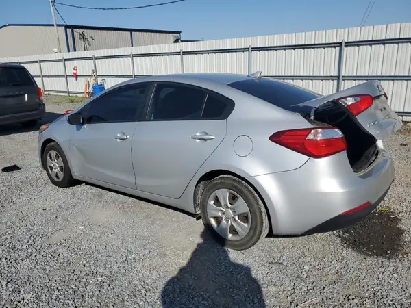 KNAFK4A67G5486590 2016 KIA FORTE - Image 2