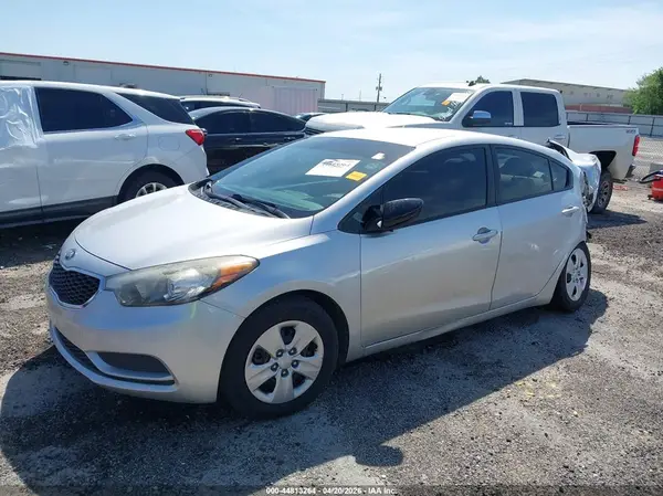 KNAFK4A67G5487223 2016 KIA FORTE - Image 2