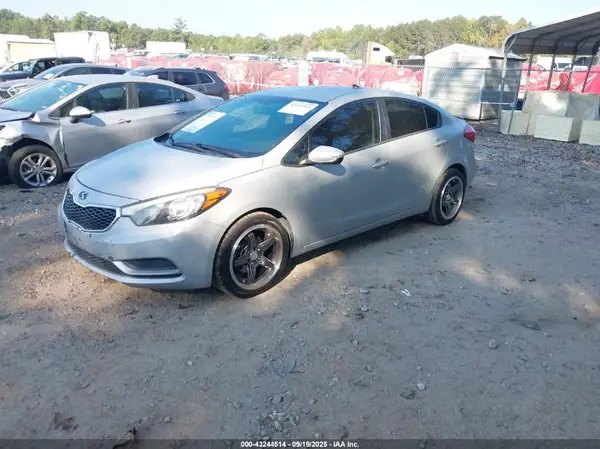 KNAFK4A67G5488758 2016 KIA FORTE - Image 2