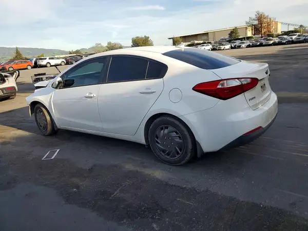 KNAFK4A67G5492793 2016 KIA FORTE - Image 2