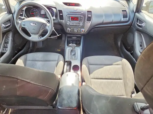 KNAFK4A67G5493653 2016 KIA FORTE - Image 8