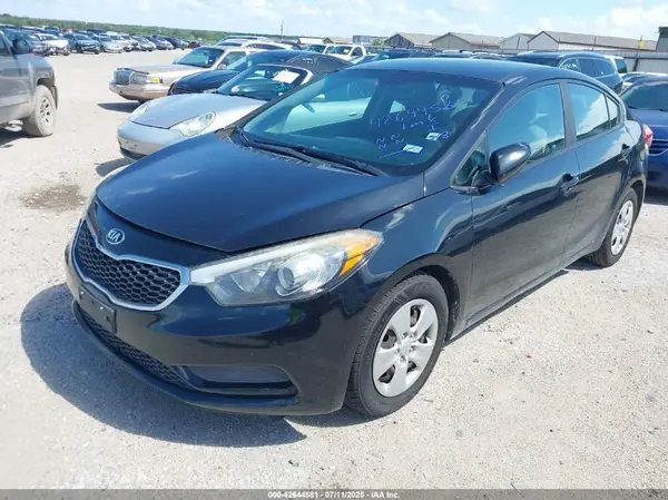 KNAFK4A67G5494933 2016 KIA FORTE - Image 2
