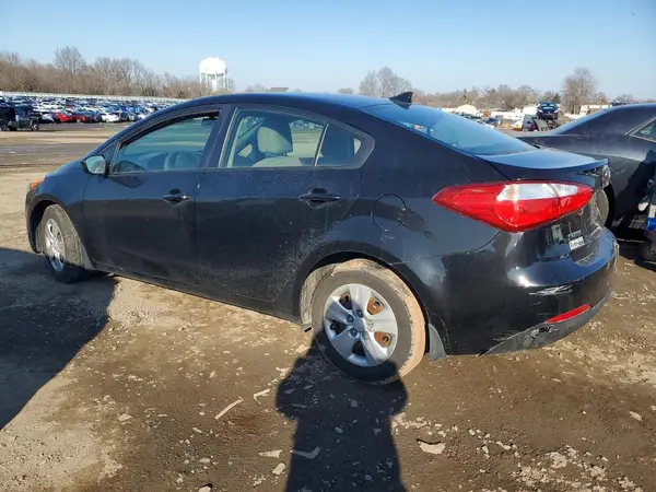KNAFK4A67G5501380 2016 KIA FORTE - Image 2