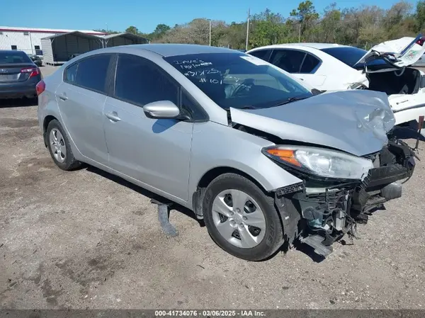 KNAFK4A67G5508216 2016 KIA FORTE - Image 1