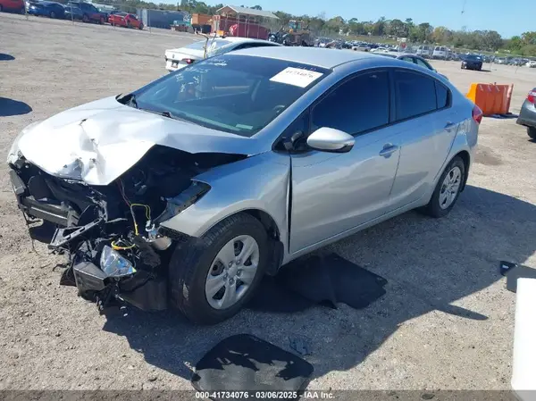 KNAFK4A67G5508216 2016 KIA FORTE - Image 2