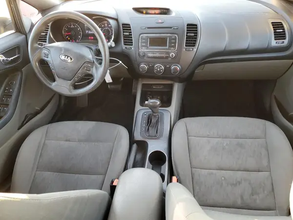 KNAFK4A67G5510113 2016 KIA FORTE - Image 8