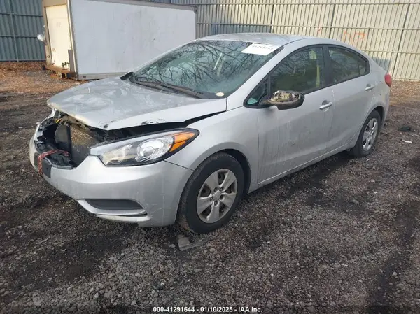 KNAFK4A67G5510239 2016 KIA FORTE - Image 2