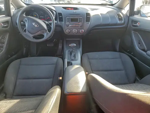 KNAFK4A67G5510466 2016 KIA FORTE - Image 8