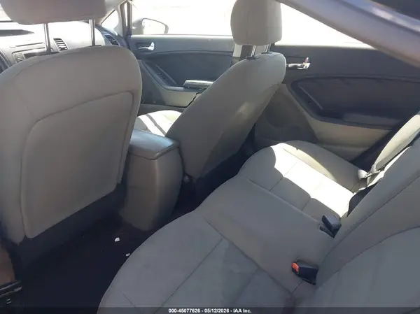 KNAFK4A67G5517997 2016 KIA FORTE - Image 8