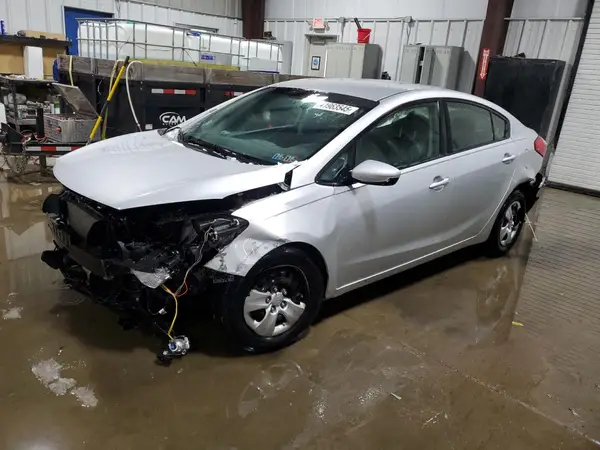 KNAFK4A67G5520351 2016 KIA FORTE - Image 1