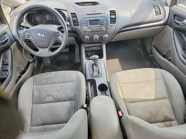 KNAFK4A67G5521810 2016 KIA FORTE - Image 8