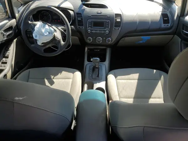 KNAFK4A67G5535738 2016 KIA FORTE - Image 8