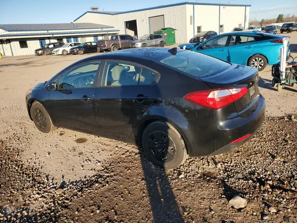 KNAFK4A67G5536548 2016 KIA FORTE - Image 2