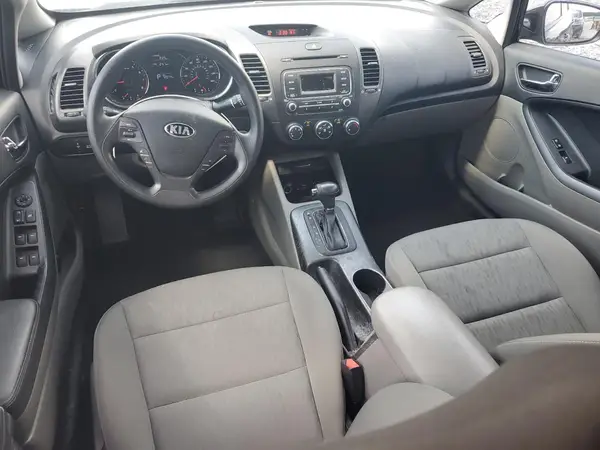 KNAFK4A67G5539952 2016 KIA FORTE - Image 8
