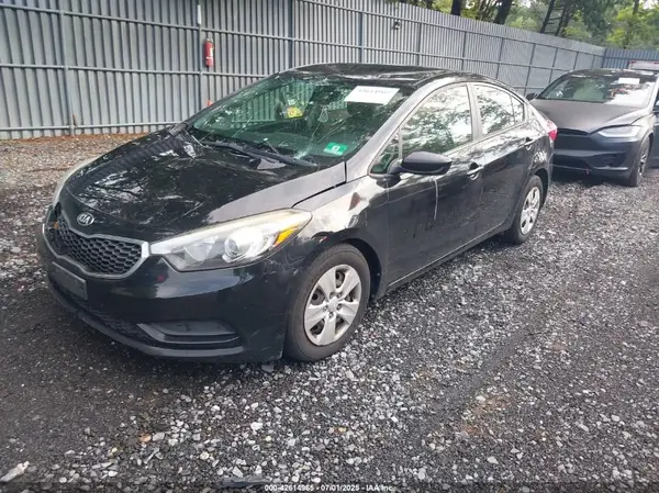 KNAFK4A67G5542348 2016 KIA FORTE - Image 2