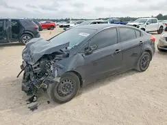 KNAFK4A67G5542480 2016 KIA FORTE