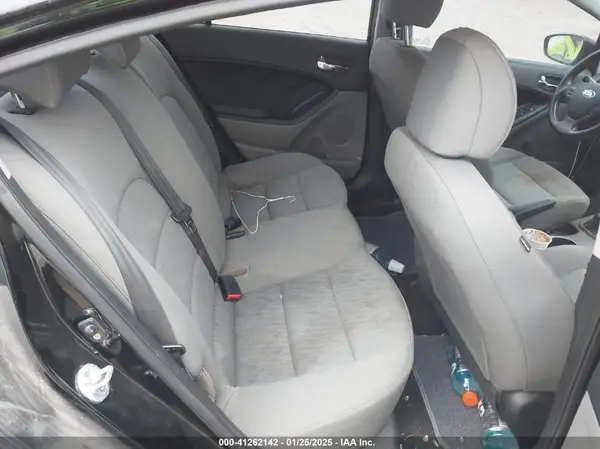 KNAFK4A67G5543046 2016 KIA FORTE - Image 8