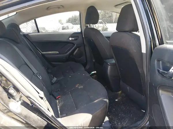 KNAFK4A67G5545203 2016 KIA FORTE - Image 8