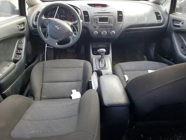 KNAFK4A67G5559067 2016 KIA FORTE - Image 8