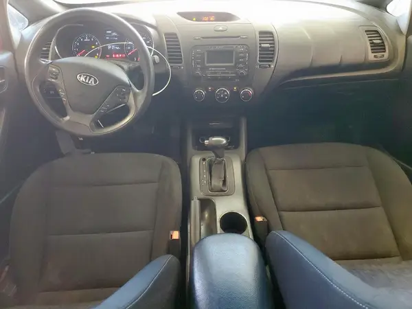KNAFK4A67G5563555 2016 KIA FORTE - Image 8