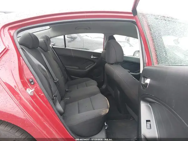 KNAFK4A67G5566083 2016 KIA FORTE - Image 8