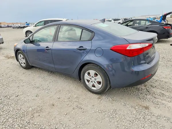 KNAFK4A67G5569548 2016 KIA FORTE - Image 2