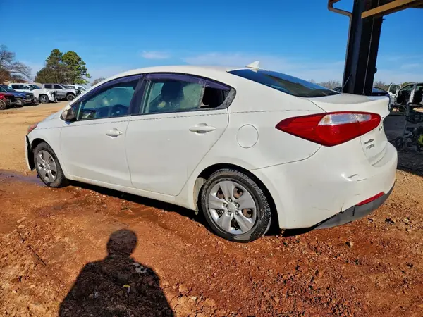KNAFK4A67G5570702 2016 KIA FORTE - Image 2