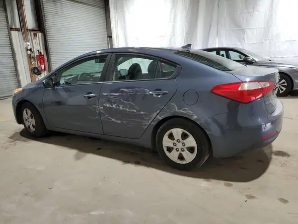 KNAFK4A67G5571087 2016 KIA FORTE - Image 2
