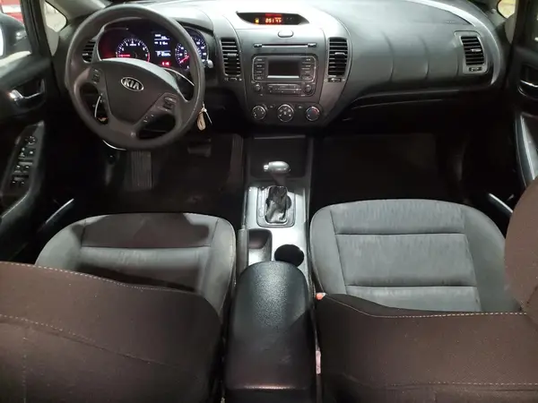 KNAFK4A67G5571087 2016 KIA FORTE - Image 8