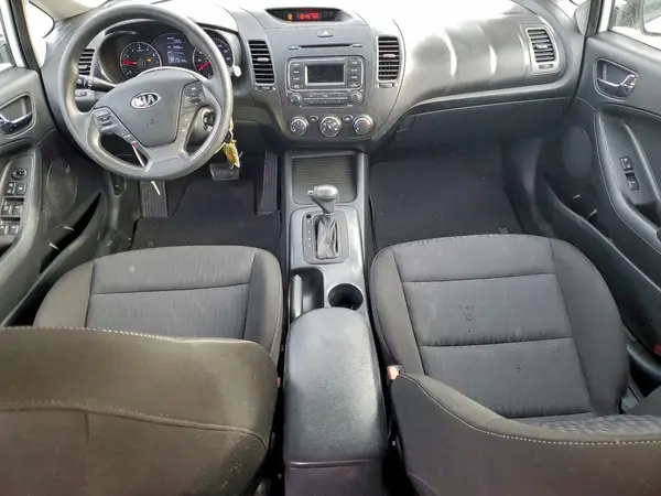 KNAFK4A67G5573096 2016 KIA FORTE - Image 8