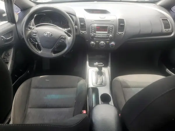 KNAFK4A67G5573471 2016 KIA FORTE - Image 8